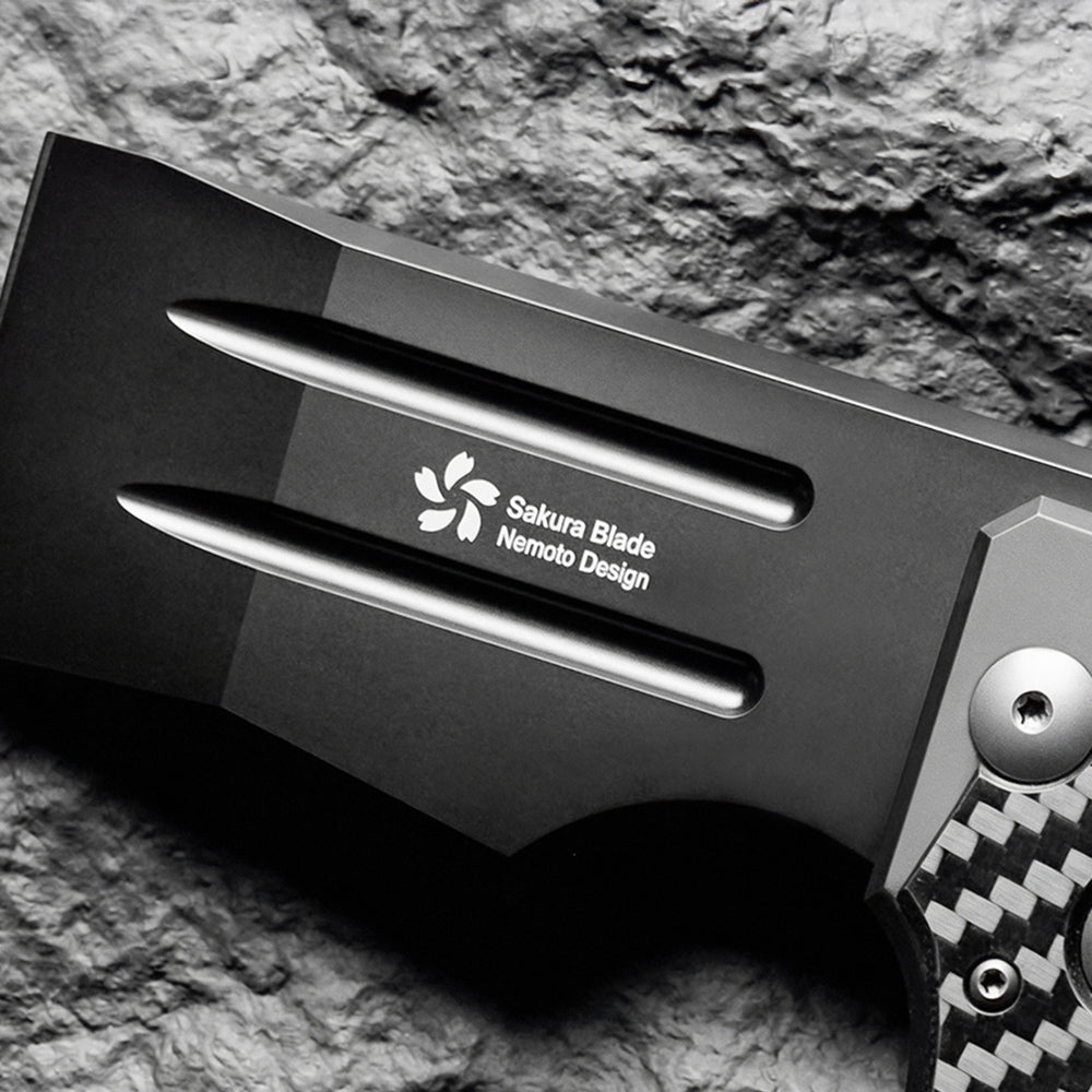 Folding Axe 01