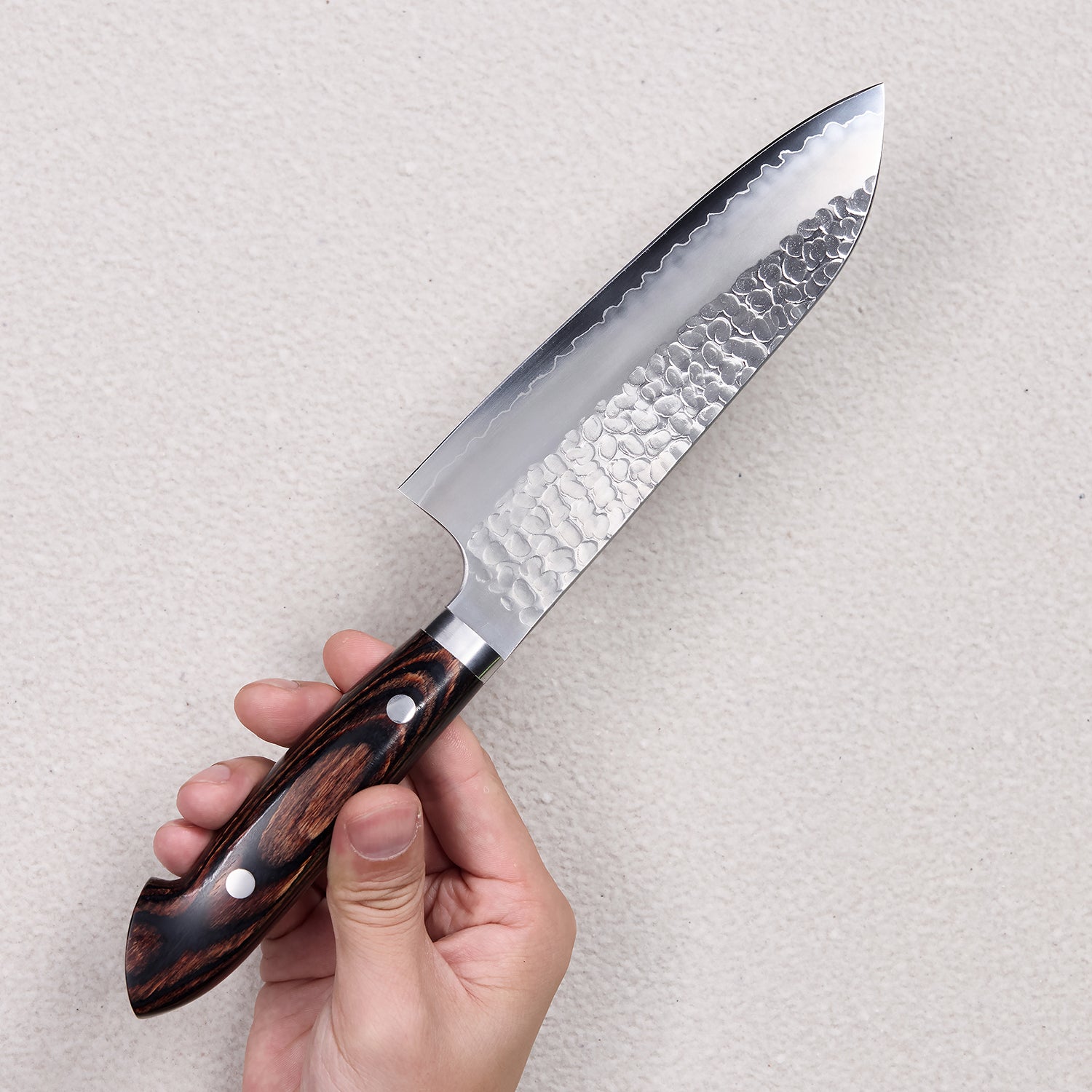 Hammered Ginsan (Silver Steel #3) Santoku Knife with Colored Wood Handle 彩木锤纹银三厨房刀（三德）