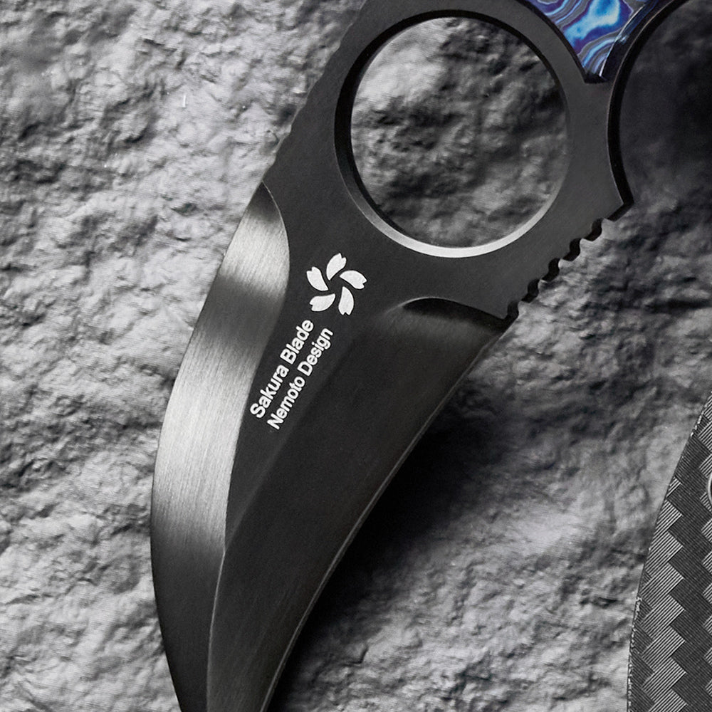 Dagger 08